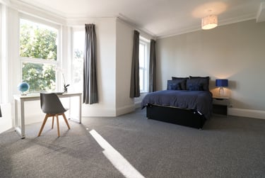 7 bed house, May Terrace, Lipson, Plymouth, PL48PP - Image 7